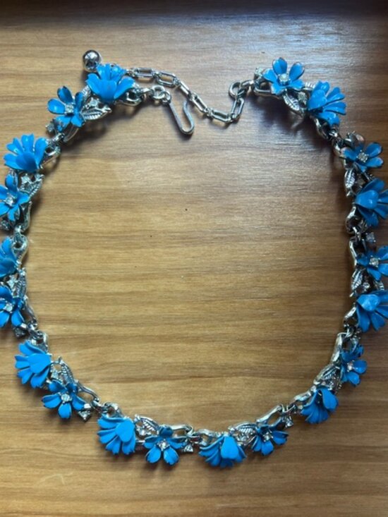 Trifari Jewelry - Trifari Mid-Century Turquoise Enamel Floral Choker Necklace; Signed; c. 1950-55